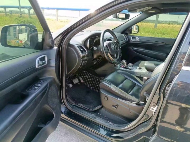 淄博20年Jeep大切诺基9