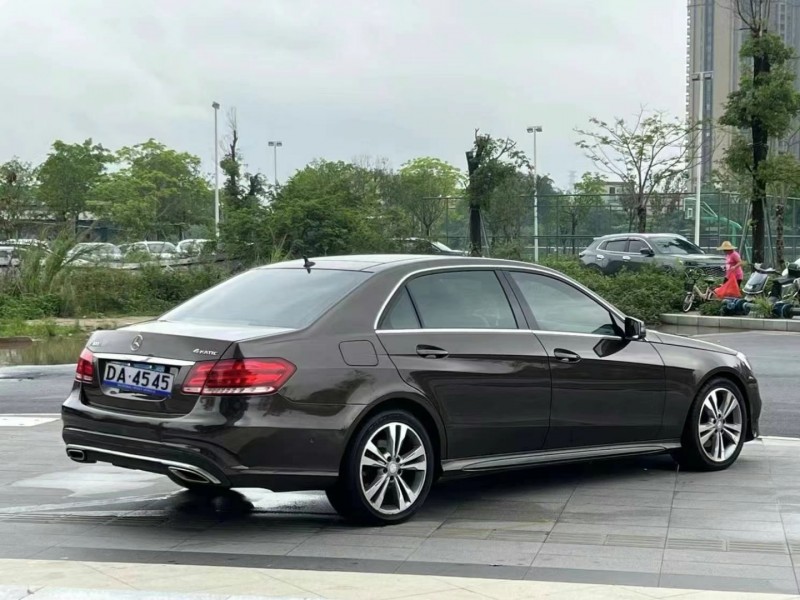东莞15年奔驰E8