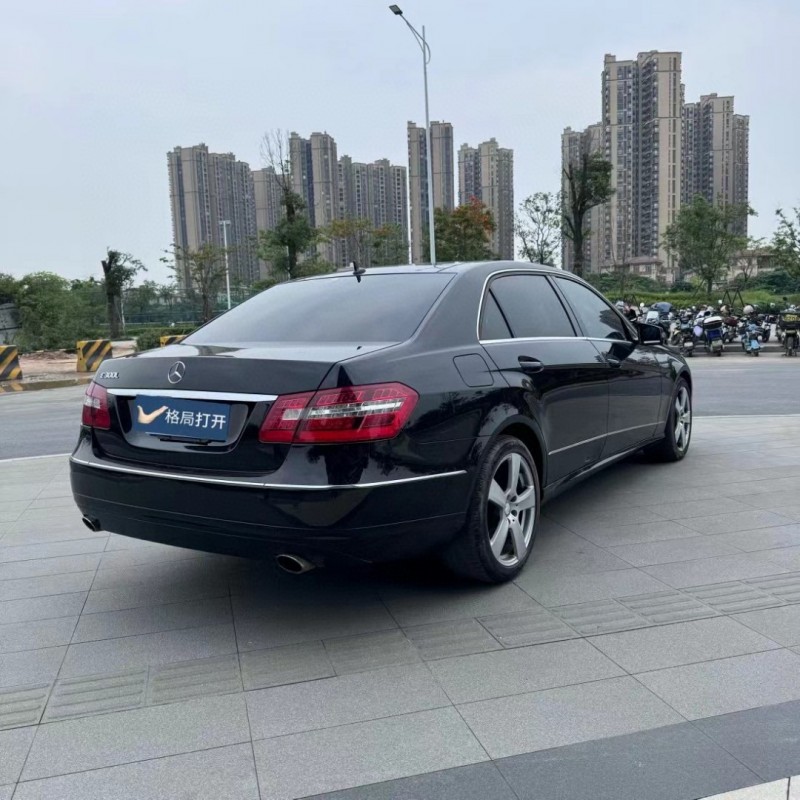东莞13年奔驰E8