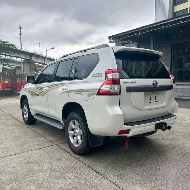 佛山17年丰田普拉多8