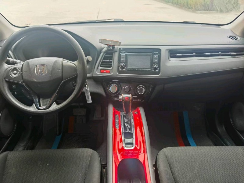 青岛18年本田缤智5