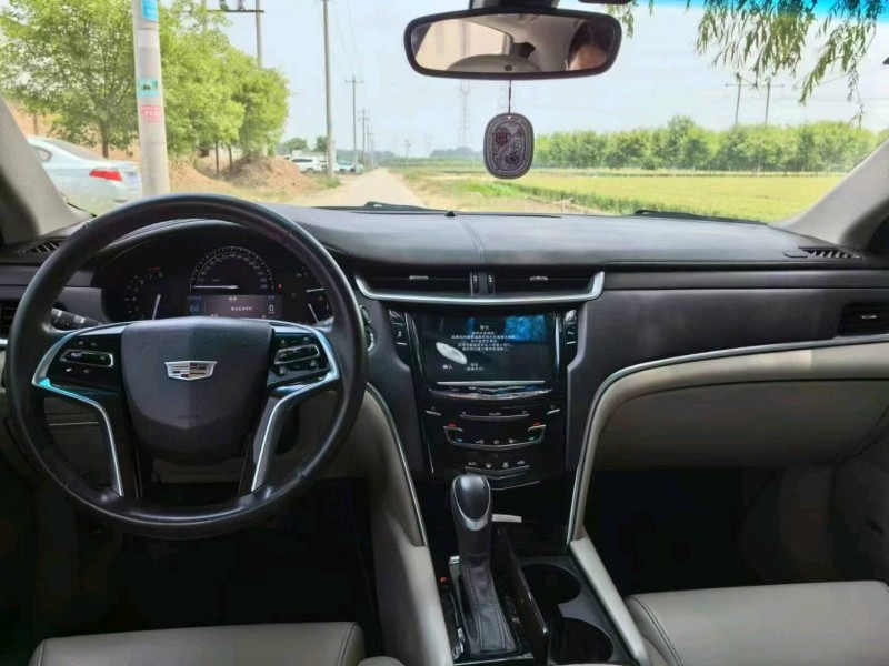 保定17年凯迪拉克XTS6