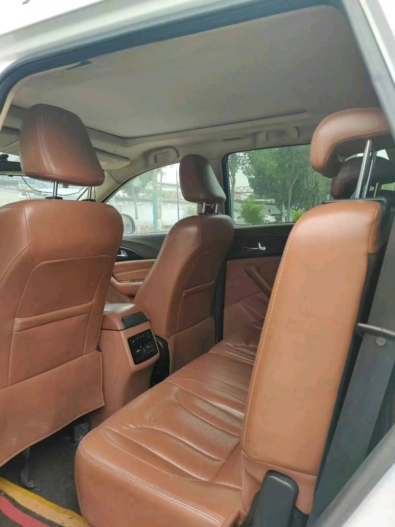 保定18年北汽幻速S76