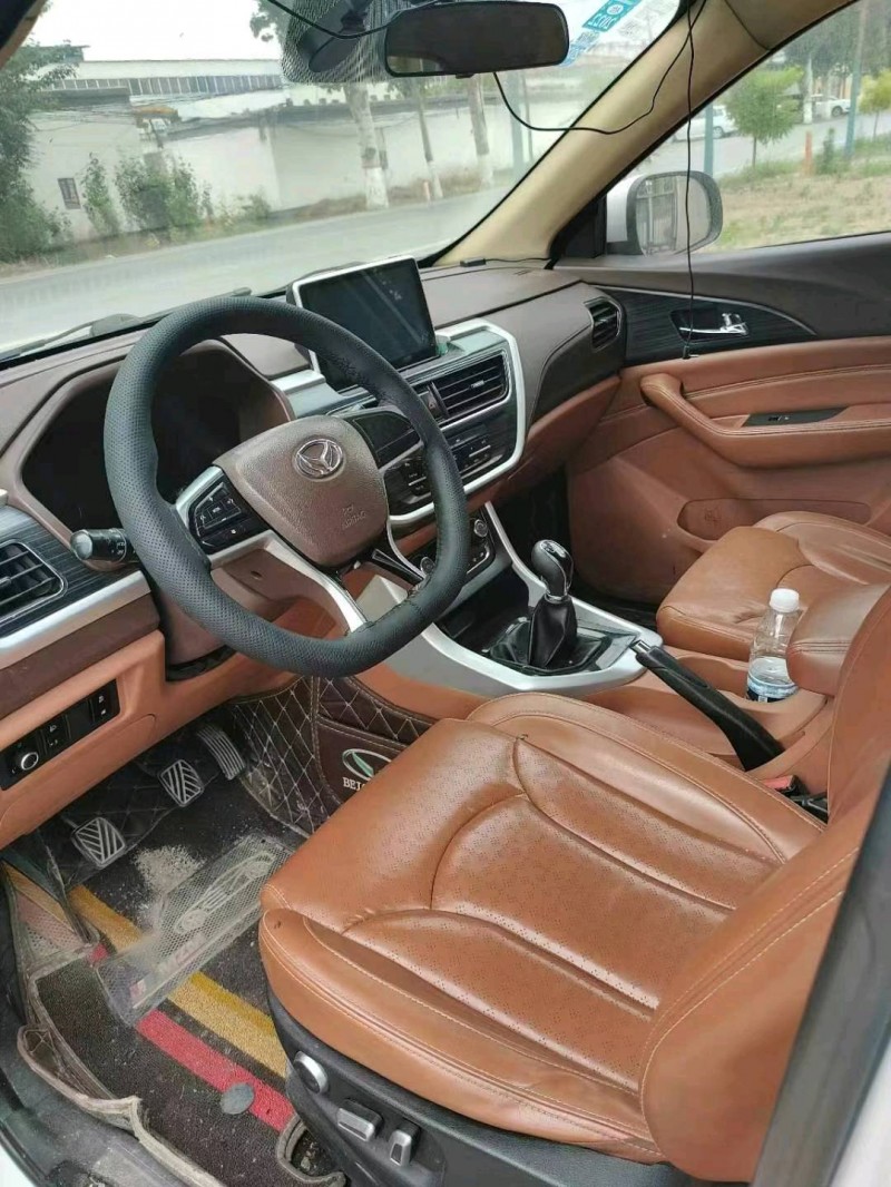 保定18年北汽幻速S78