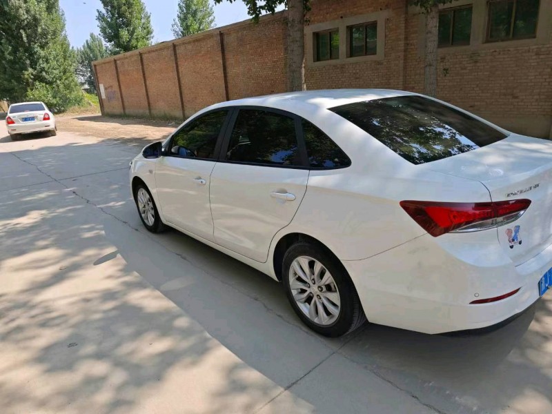 保定20年别克英朗5