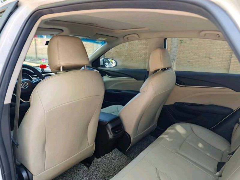 保定20年别克英朗7