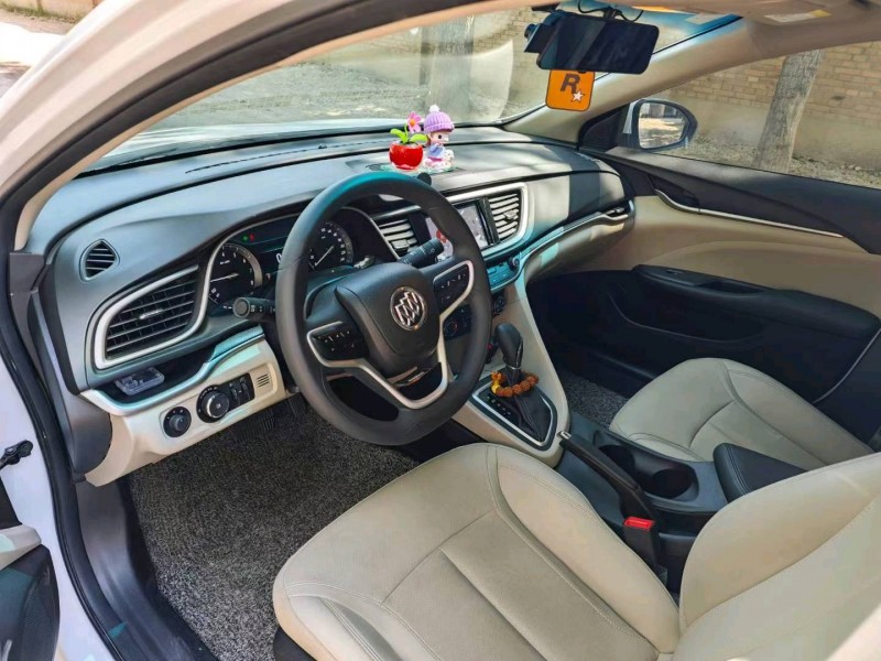 保定20年别克英朗8