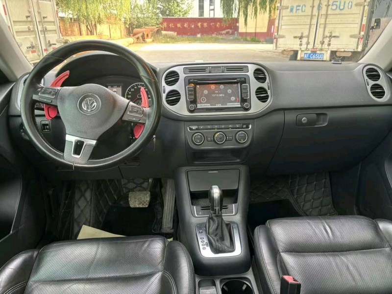 保定13年大众途观7