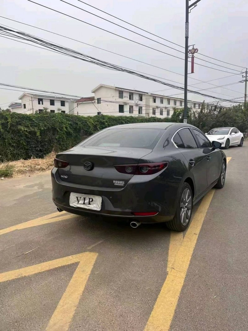 安陽23年馬自達昂克賽拉9