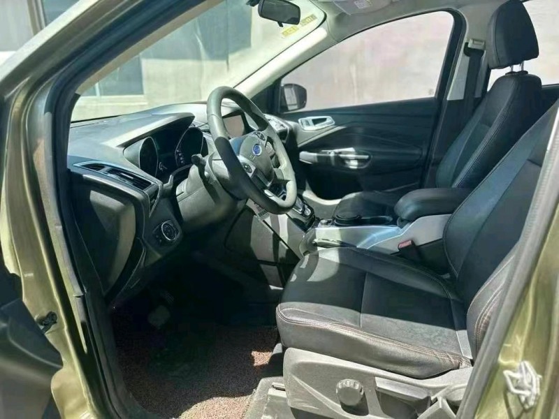 东营15年福特翼虎8