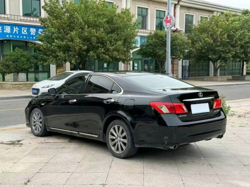 东营07年雷克萨斯ES5