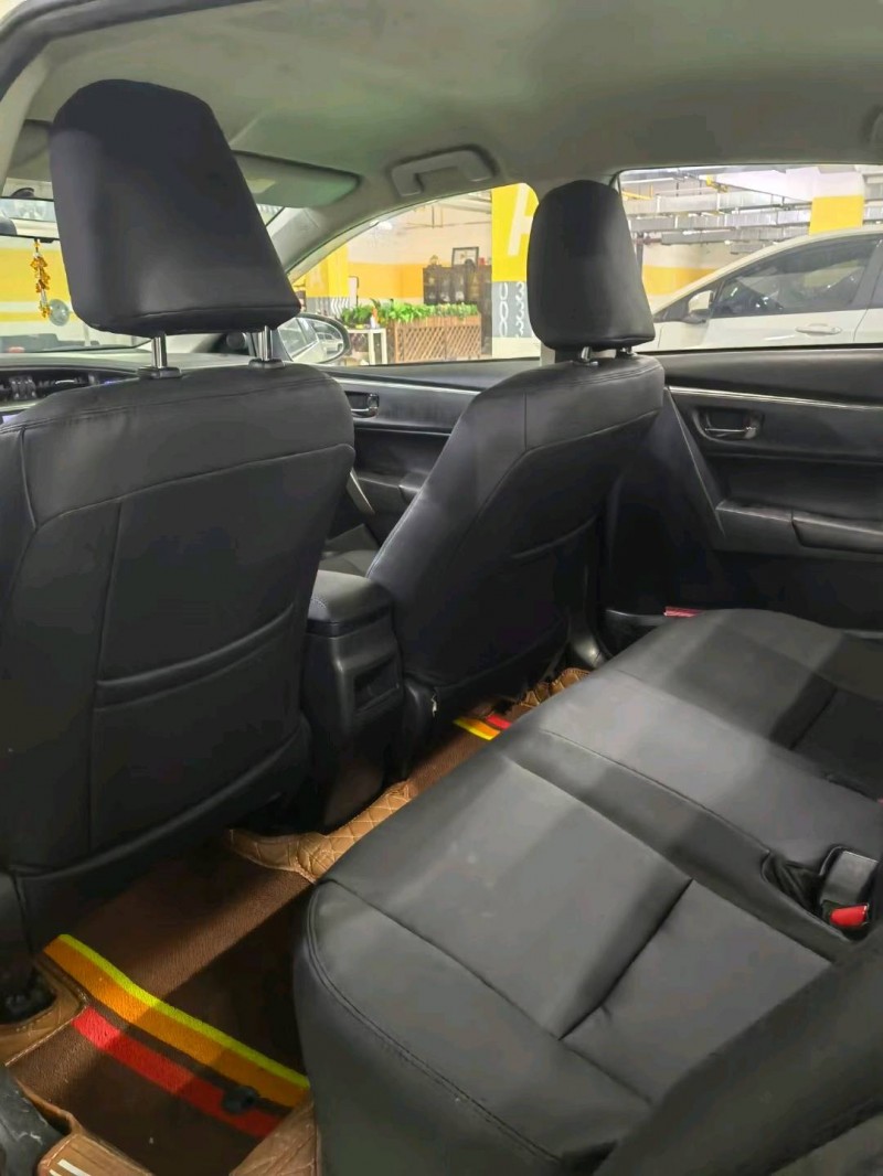 武汉16年丰田卡罗拉8