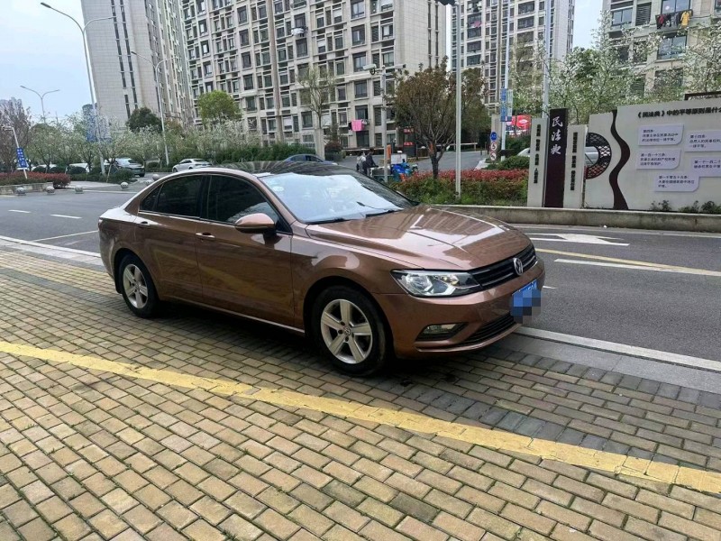 苏州16年大众凌渡2