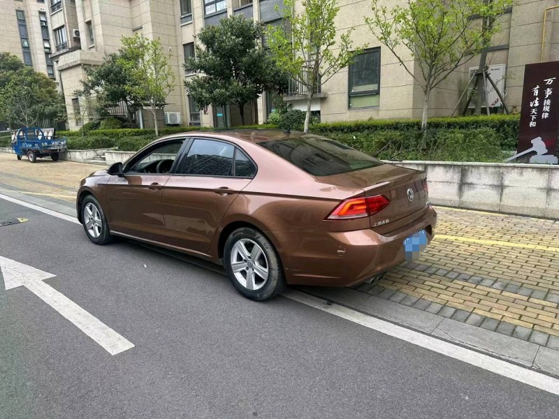 苏州16年大众凌渡7