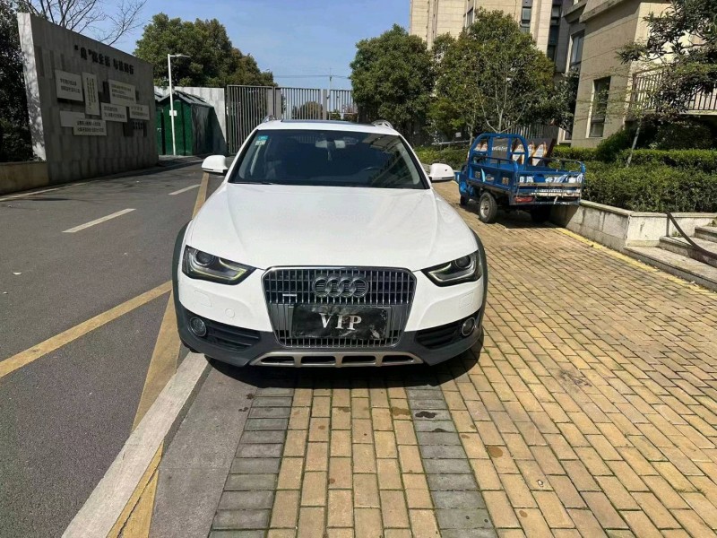 苏州15年奥迪A4L1