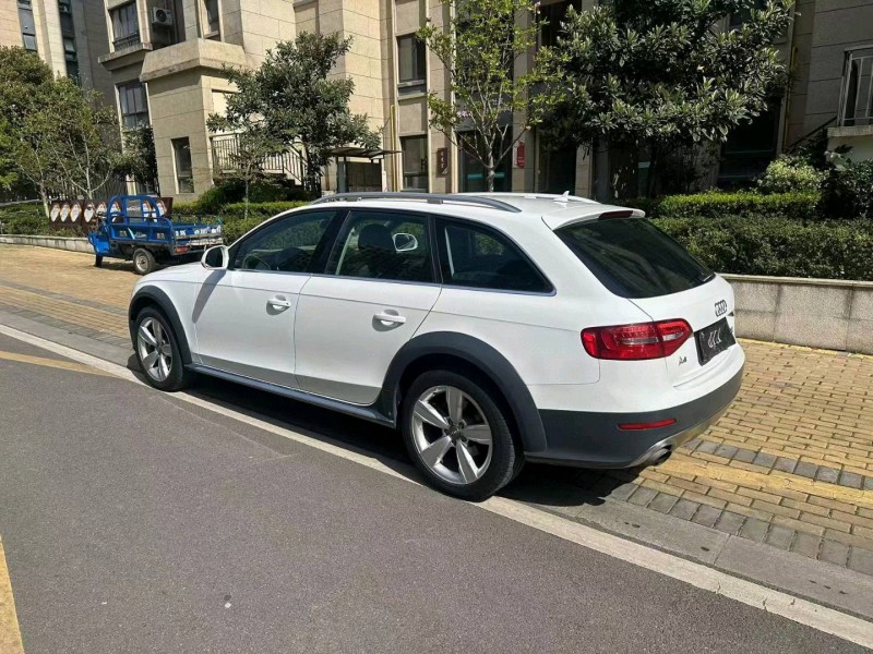苏州15年奥迪A4L7