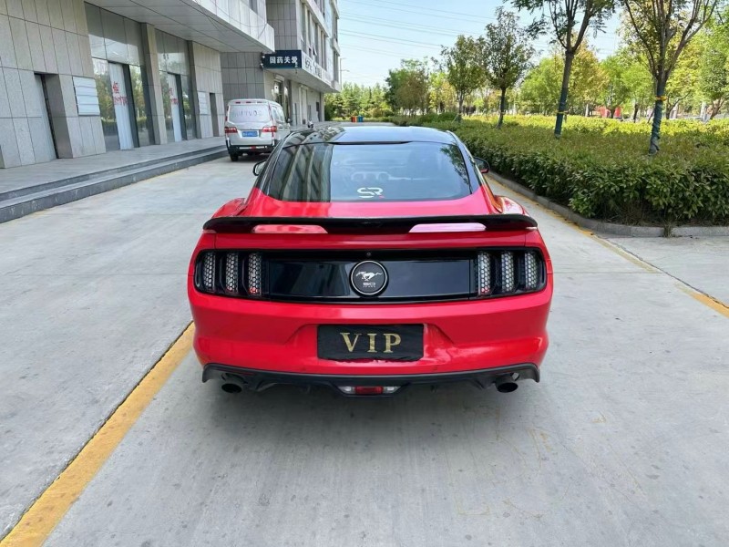 济宁15年福特野马8