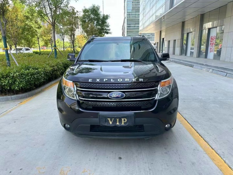 济宁14年福特探险者1