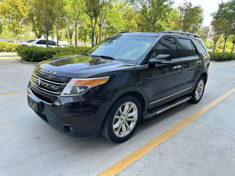 济宁14年福特探险者3