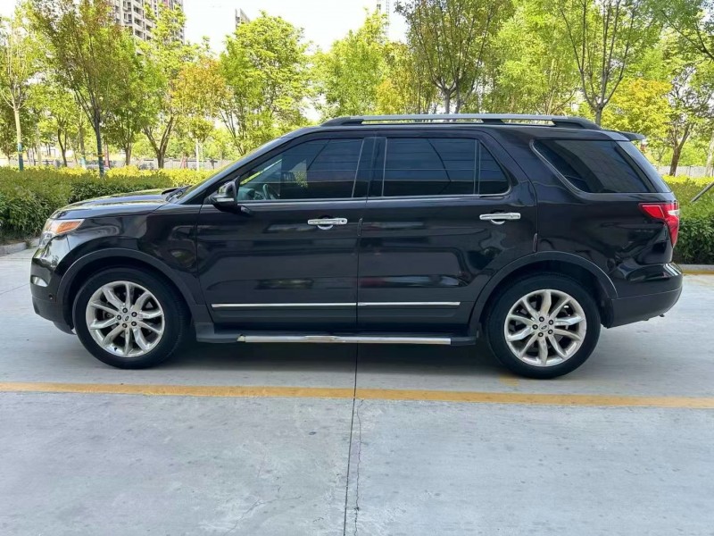 济宁14年福特探险者8