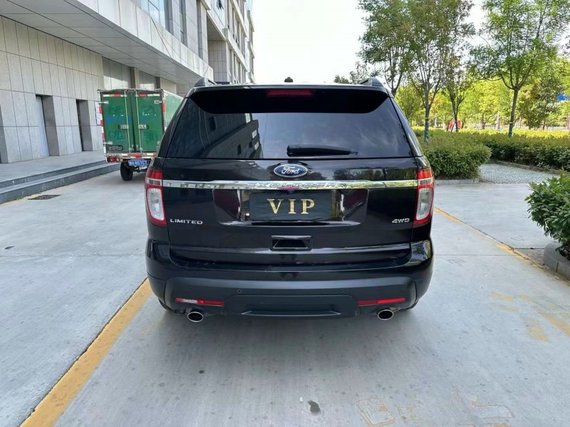 济宁14年福特探险者9