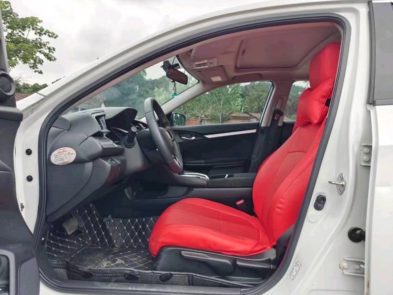 汕头20年本田思域8