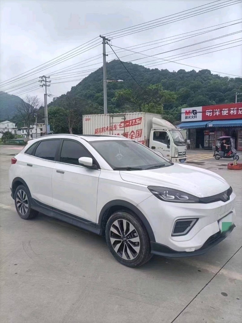 嘉興21年威馬汽車EX-53