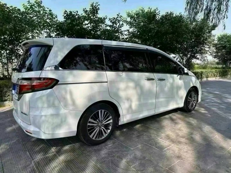 济宁19年本田奥德赛2