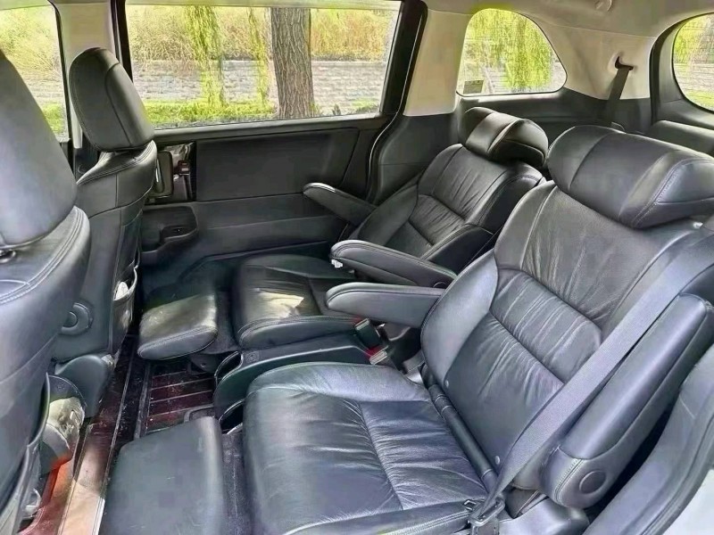 济宁19年本田奥德赛8