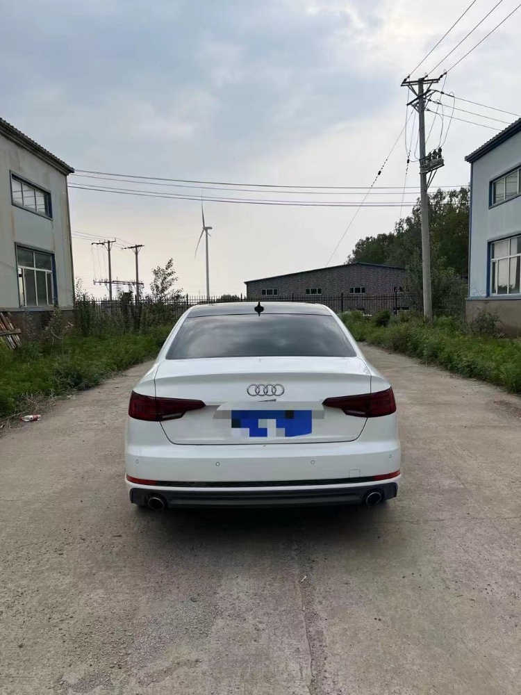 哈爾濱18年奧迪A4L5