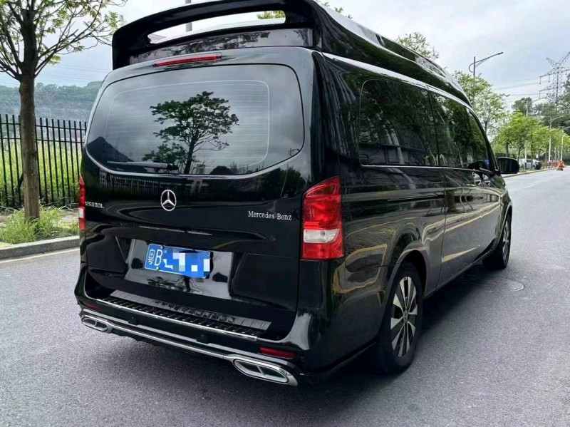 汕头23年奔驰V4