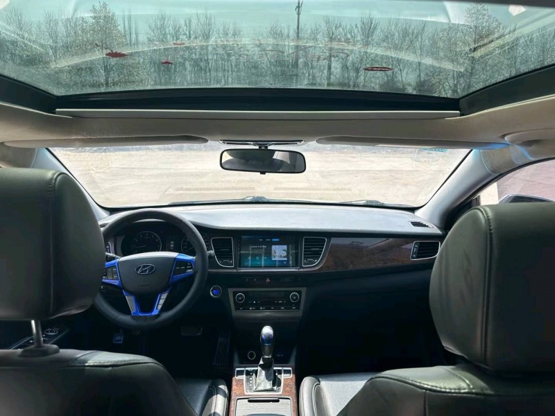 济南16年现代名图6