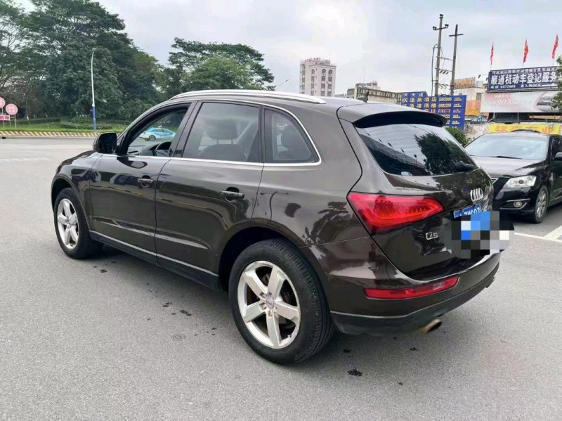中山15年奥迪Q56