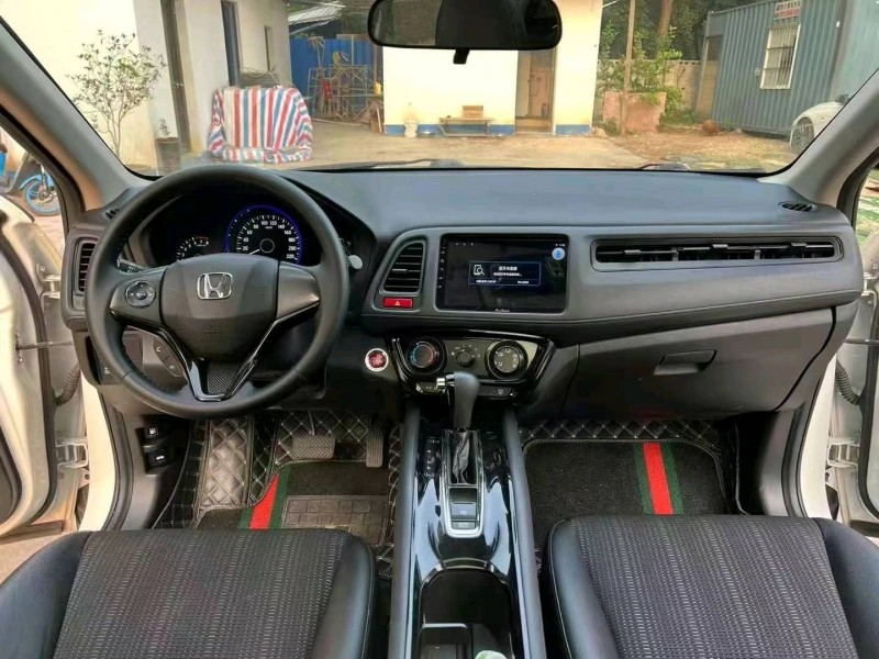 广州18年本田缤智4