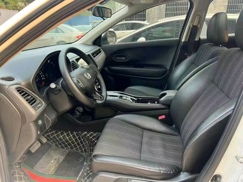 广州18年本田缤智8