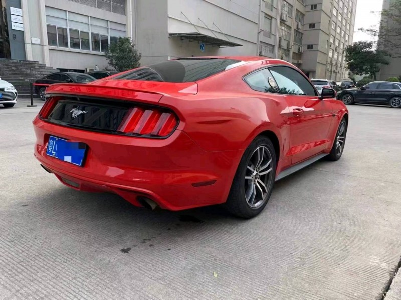 汕头16年福特野马4