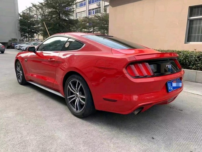 汕头16年福特野马7