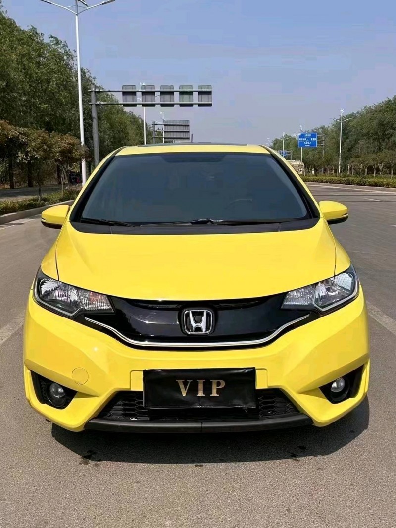 济南16年本田飞度1