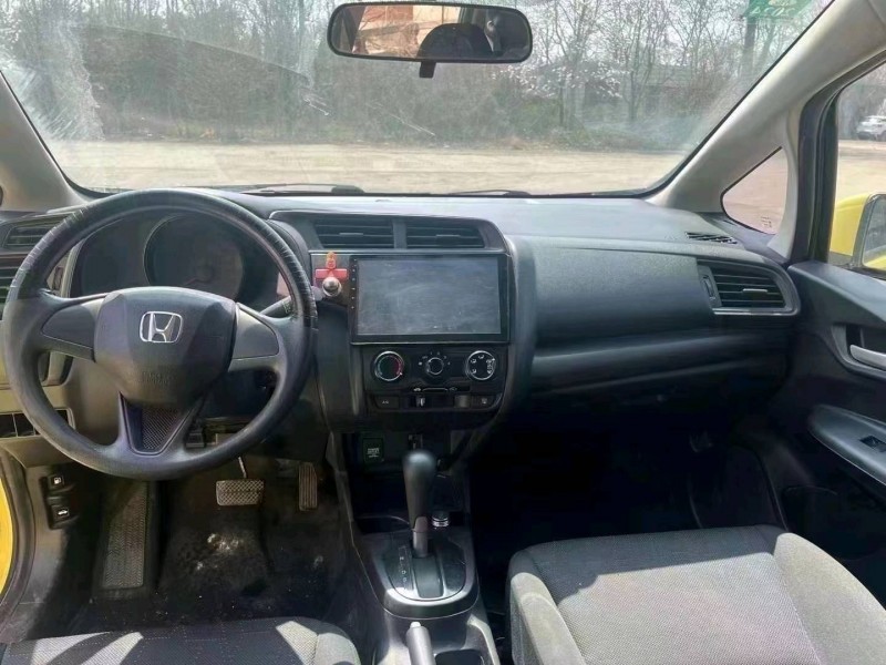 济南16年本田飞度6