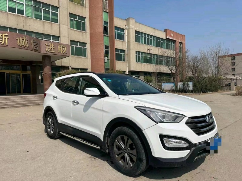 济南14年现代新胜达2