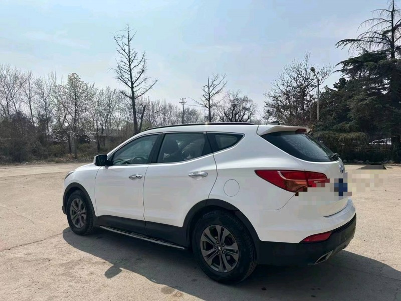 济南14年现代新胜达8