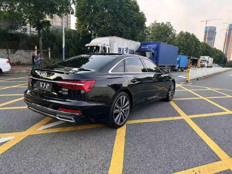 深圳21年奥迪A6L8
