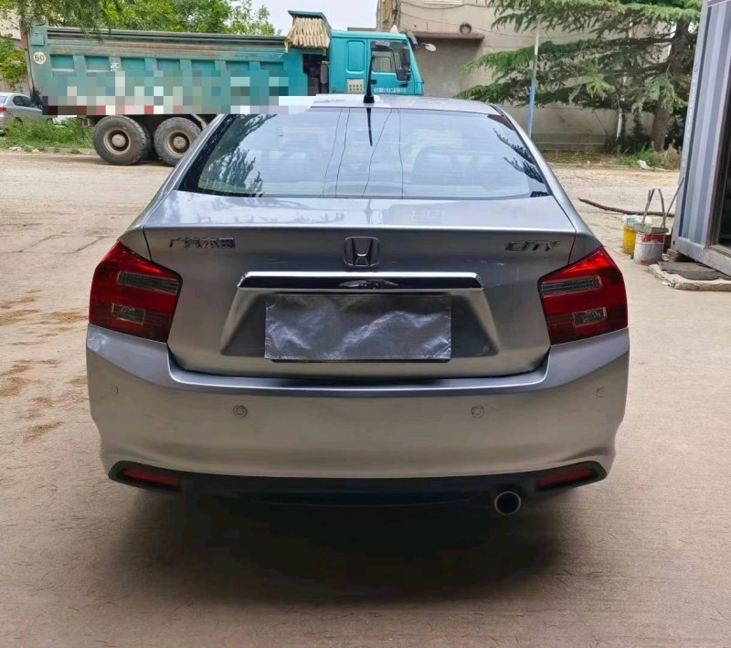 济南13年本田锋范9