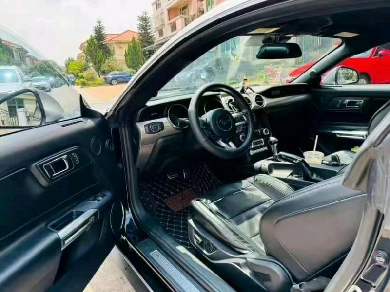 佛山15年福特野马6