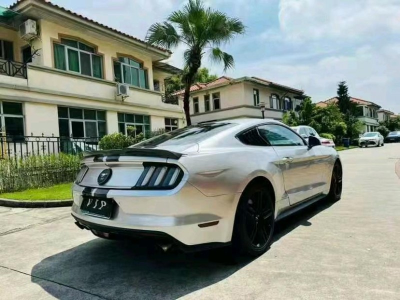 佛山15年福特野马7