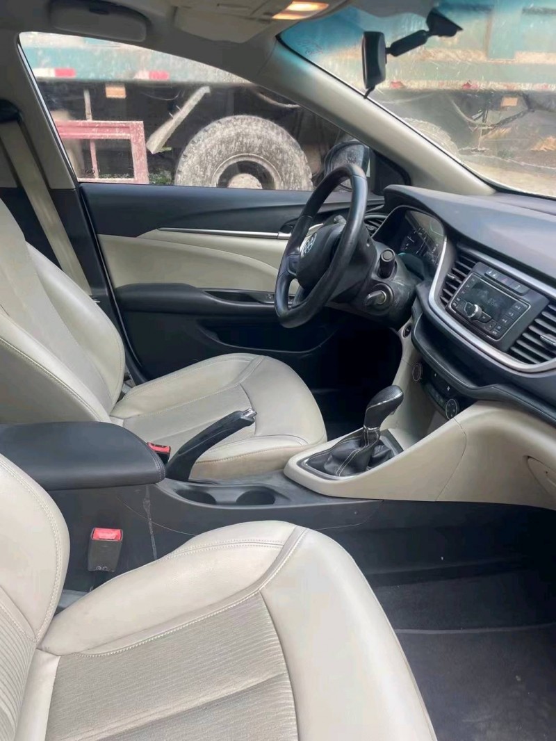 济南17年别克英朗4