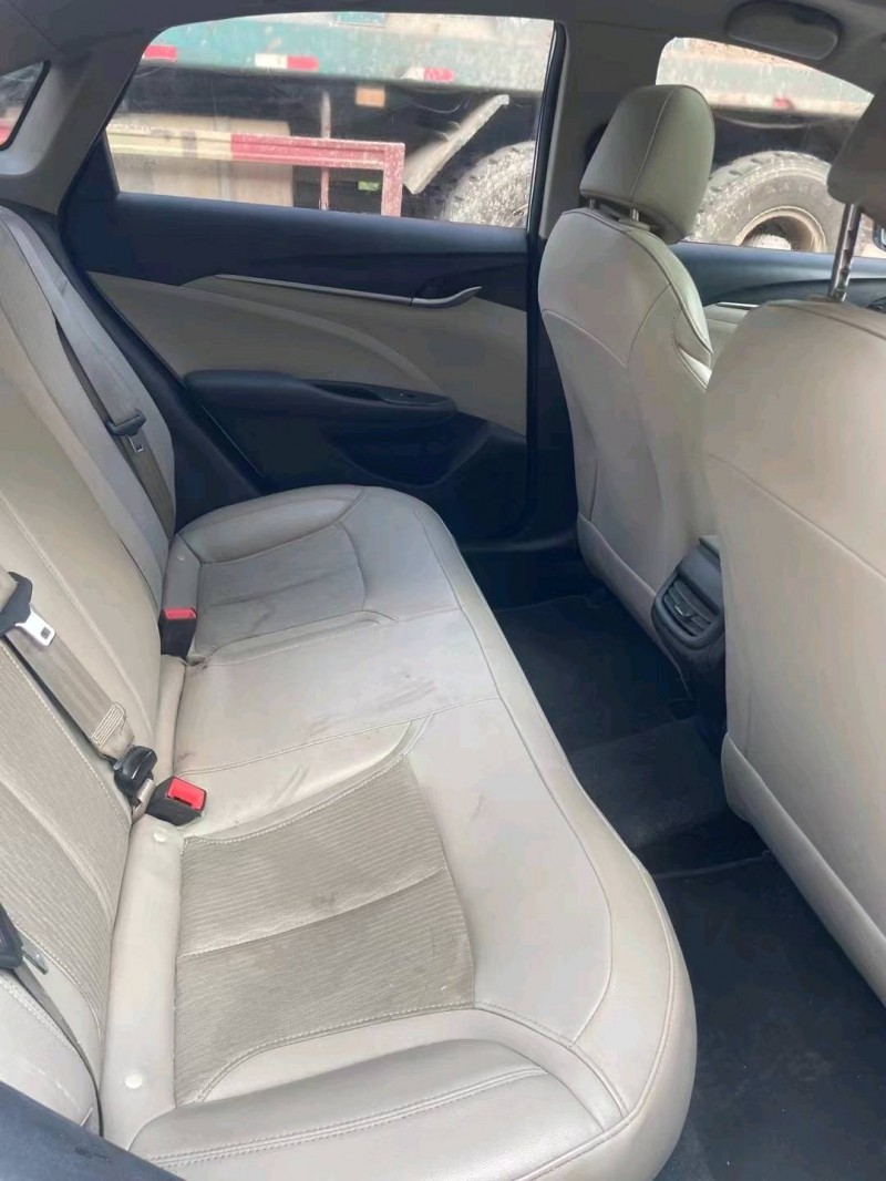 济南17年别克英朗5