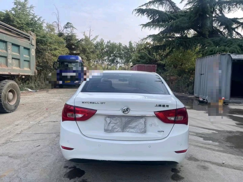 济南17年别克英朗8