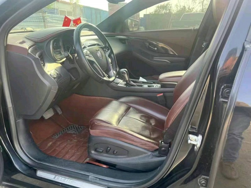 保定14年别克君越8