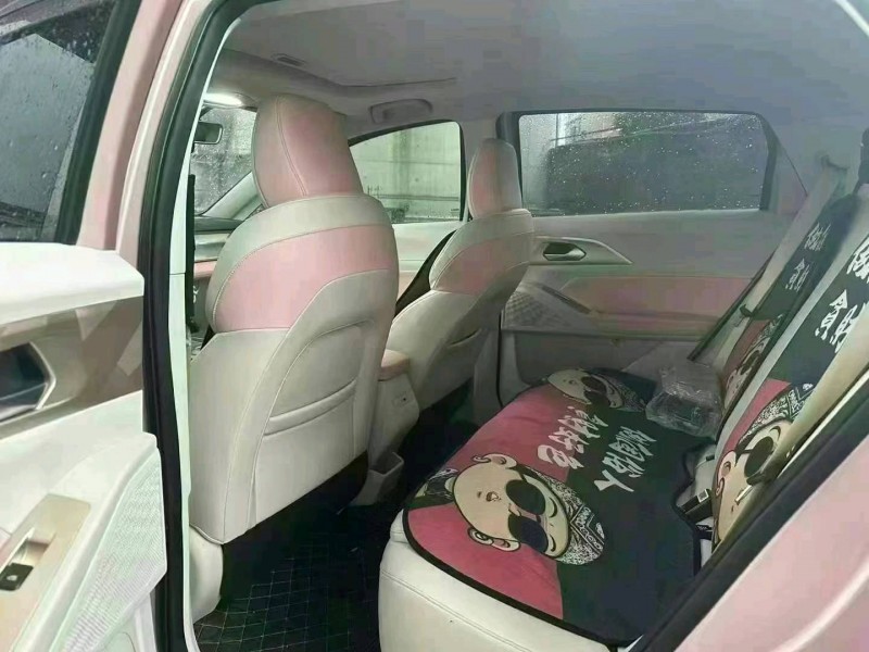 佛山23年吉利几何4